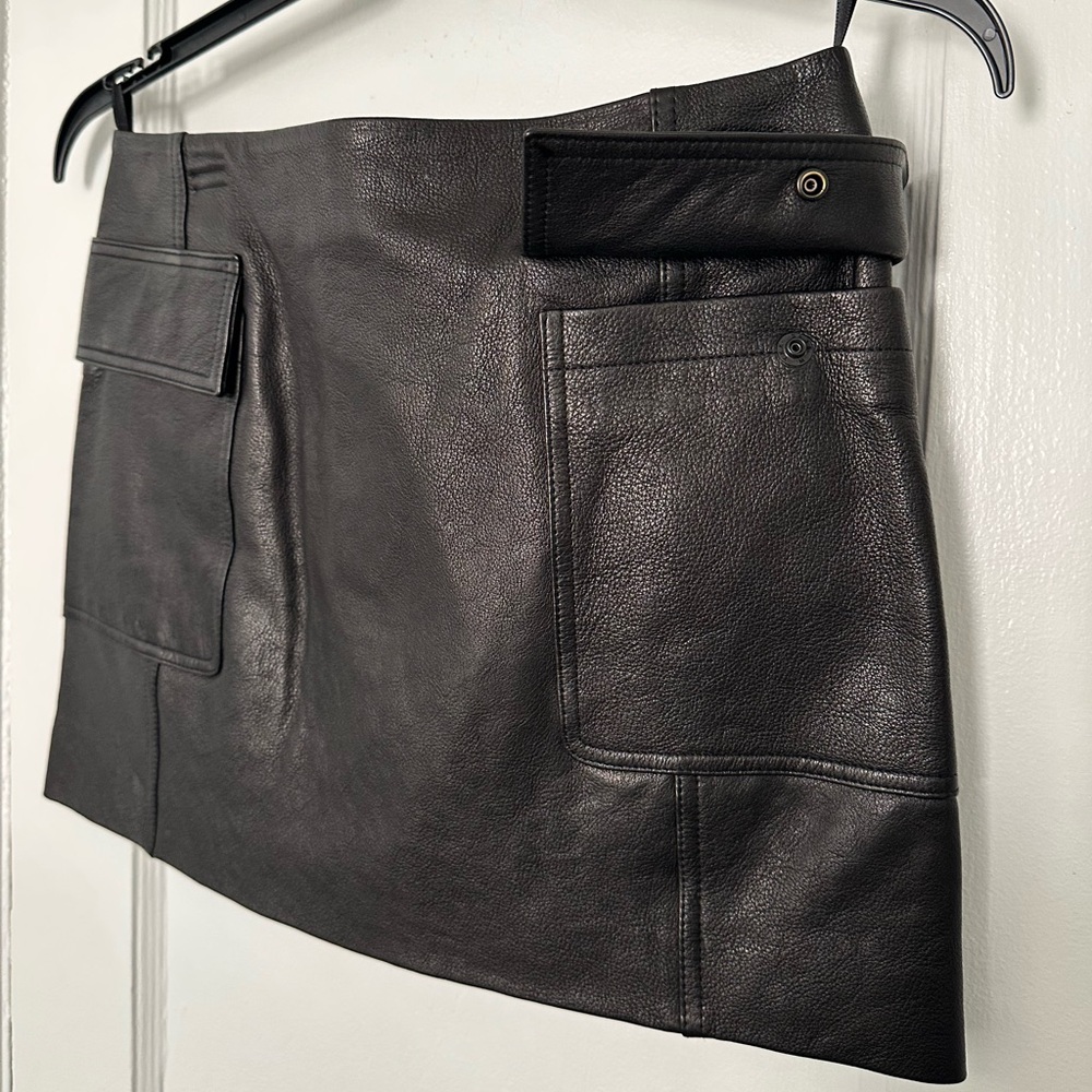 Frame Women The Leather Cargo Skirt Size 4 Black Mini NEW - Picture 8 of 14